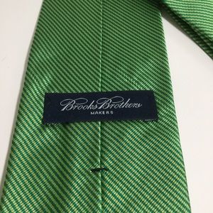 Brooks Brothers Green on Green Silk Tie